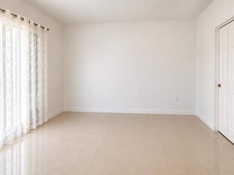 11 SW 52nd Avenue 7b, Coral Gables FL - photo 8 of 14
