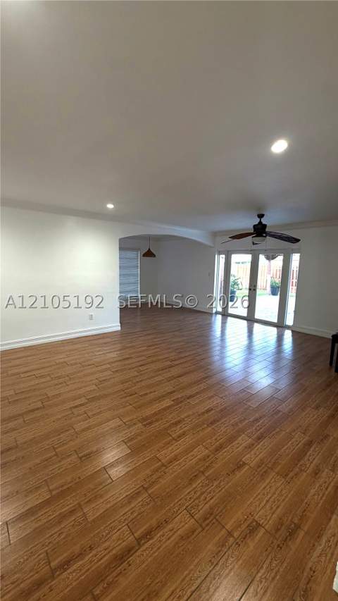 18557 SW 93rd Pl, Cutler Bay FL - photo 11 of 19