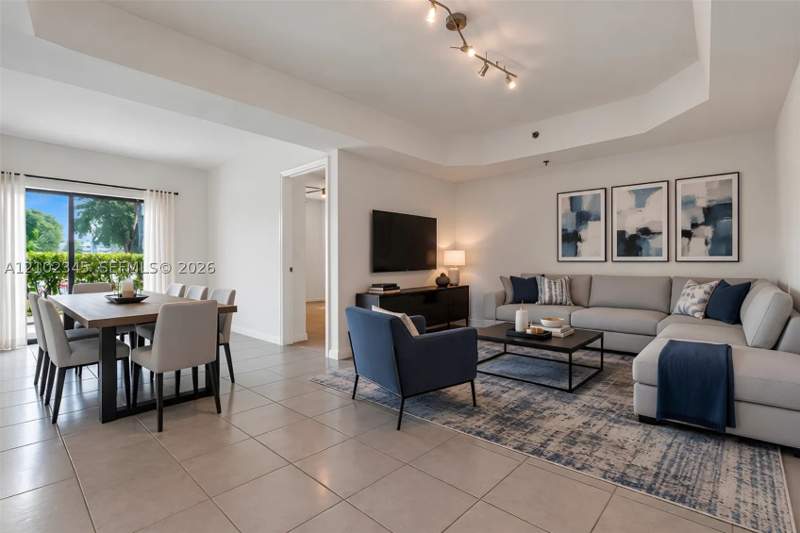 3 bedroom Condominium at 9300 Fontainebleau Blvd E101, Keystone Courts Condo, Miami — photo 3