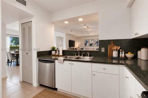 9300 Fontainebleau Blvd E101, Miami FL - photo 8 of 33