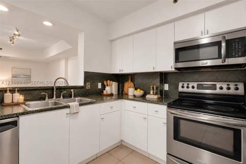 9300 Fontainebleau Blvd E101, Miami FL - photo 9 of 33