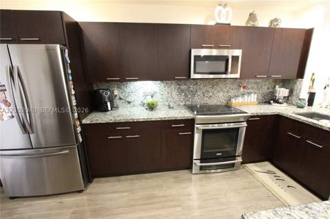 3815 Alcantara Ave D-77, Doral FL - photo 9 of 42