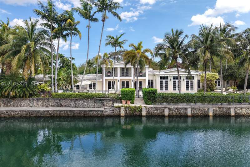 7 bedroom SingleFamilyResidence at 4620 Granada Blvd, C Gab Country Club Sec 5, Coral Gables — photo 2