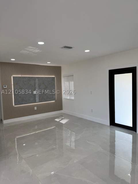 775 E 6th Pl, Hialeah FL - photo 11 of 45