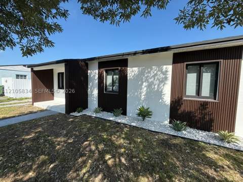 775 E 6th Pl, Hialeah FL - photo 9 of 45