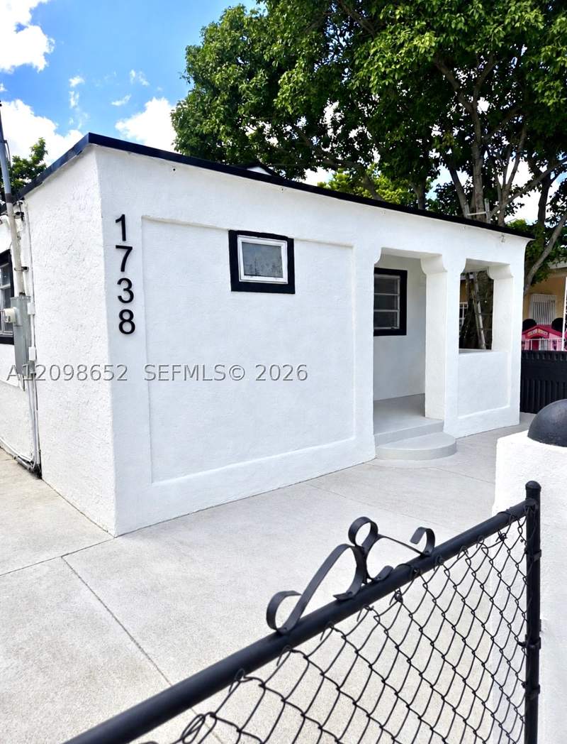 4 bedroom SingleFamilyResidence at 1738 NW 67th St, Liberty City, Miami — photo 2