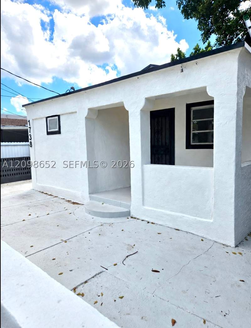 4 bedroom SingleFamilyResidence at 1738 NW 67th St, Liberty City, Miami — photo 3