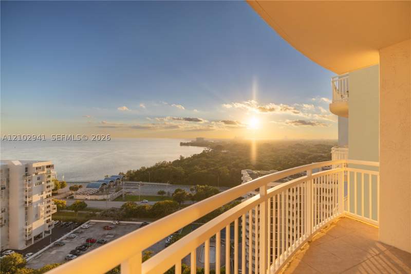 2 bedroom Condominium at 2475 Brickell Ave 1807, The Metropolitan Condo, Miami — photo 2