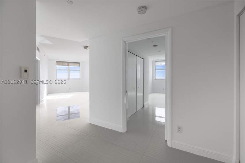 2 bedroom Condominium at 2475 Brickell Ave 1807, The Metropolitan Condo, Miami — photo 4