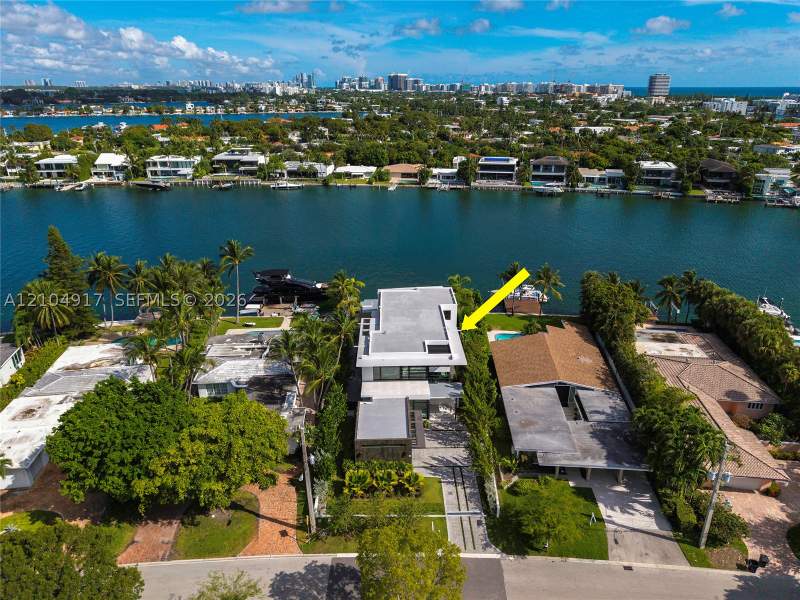 5 bedroom SingleFamilyResidence at 271 N Shore Dr, Normandy Golf Course, Miami Beach — photo 3