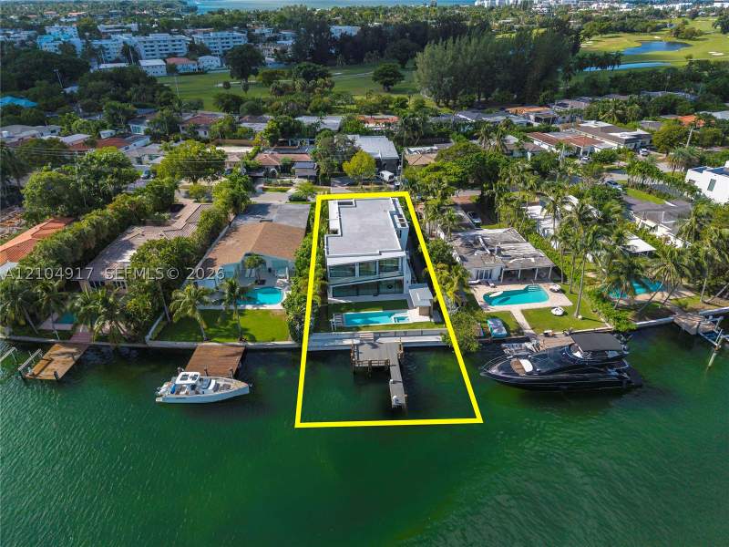 5 bedroom SingleFamilyResidence at 271 N Shore Dr, Normandy Golf Course, Miami Beach — photo 4