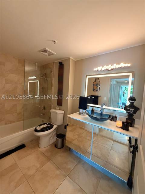 7900 Harbor Island Dr 925, North Bay Village FL - photo 20 of 42