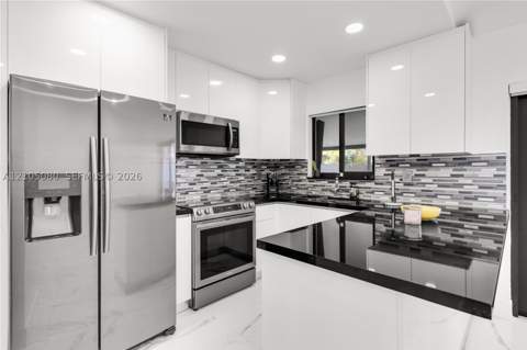 9755 SW 148th Ct, Miami FL - photo 9 of 40