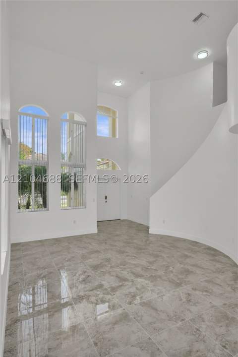 1924 SE 21st Ct, Homestead FL - photo 6 of 38