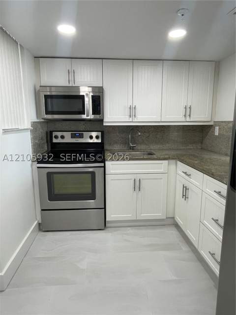 6820 Indian Creek Dr 4D, Miami Beach FL - photo 18 of 27
