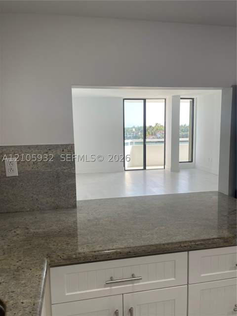 6820 Indian Creek Dr 4D, Miami Beach FL - photo 19 of 27