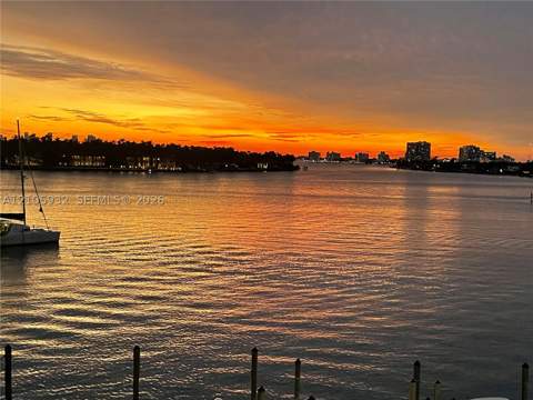 6820 Indian Creek Dr 4D, Miami Beach FL - photo 24 of 27