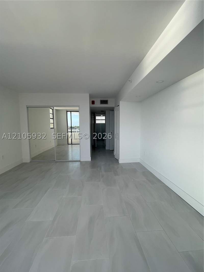 1 bedroom Condominium at 6820 Indian Creek Dr 4D, Indian Creek Cl Marina Co, Miami Beach — photo 4