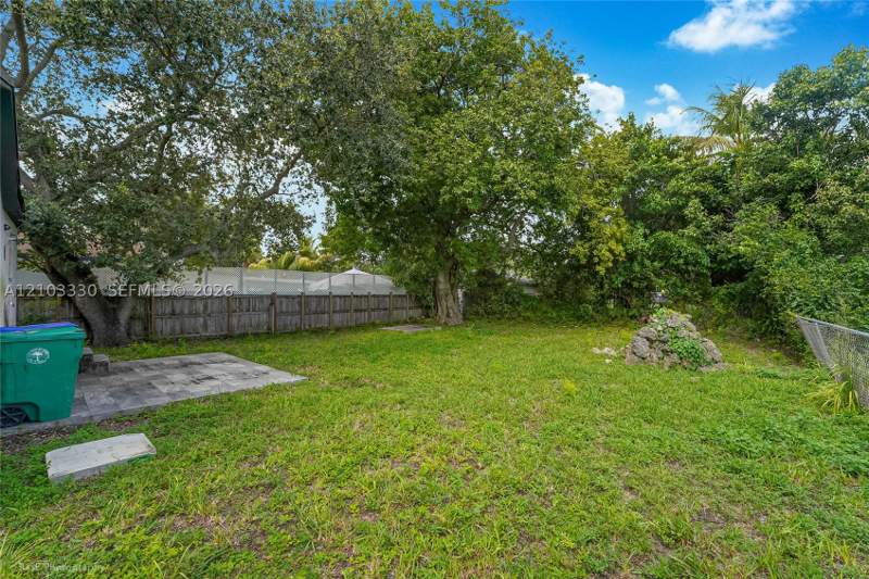 2 bedroom SingleFamilyResidence at 1053 NW 55th St, Bowling Green Extension, Miami — photo 5