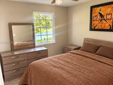 14911 SW 114th Ter, Miami FL - photo 15 of 17