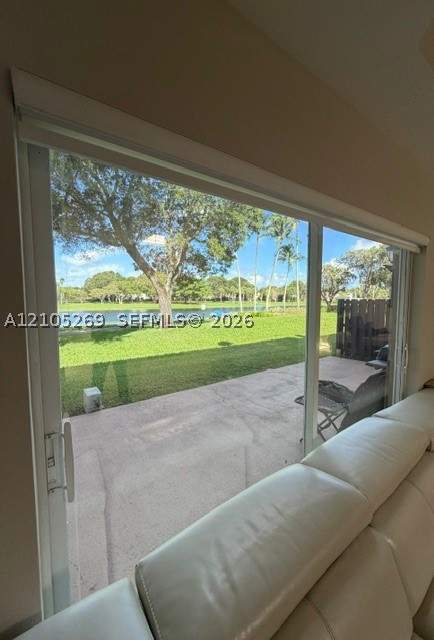 3 bedroom Townhouse at 14911 SW 114th Ter, Adagio Sub, Miami — photo 3