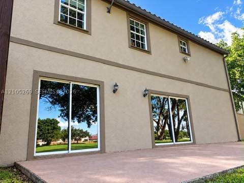14911 SW 114th Ter, Miami FL - photo 7 of 17