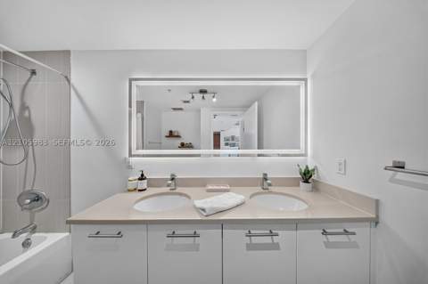 3250 NE 1st Ave 1106, Miami FL - photo 15 of 39