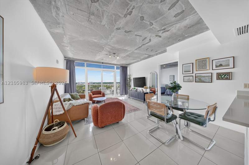 2 bedroom Condominium at 3250 NE 1st Ave 1106, Midblock Miami Condo, Miami — photo 2