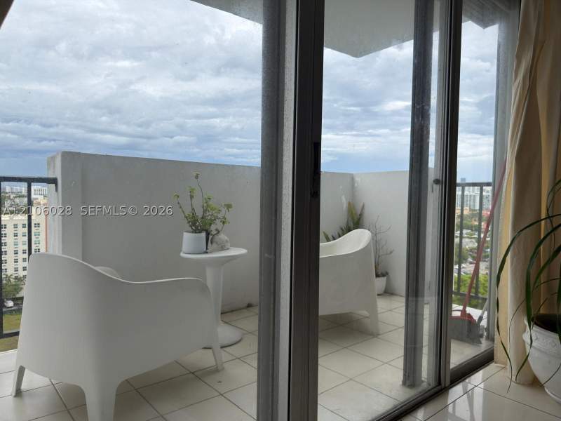 1 bedroom Condominium at 2780 NE 183rd St 1605, Commodore Plaza, Aventura — photo 2