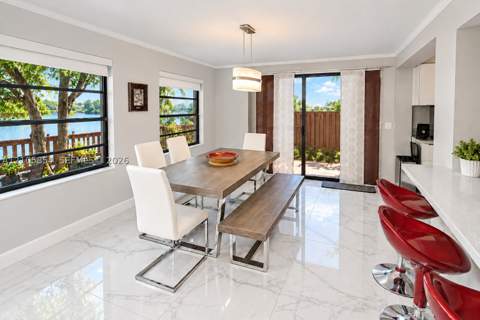 454 NW 97th Pl, Miami FL - photo 11 of 48