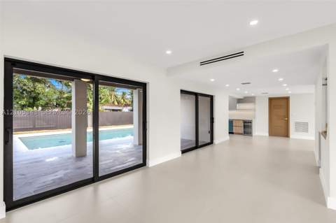 1735 SW 97th Pl, Miami FL - photo 7 of 46