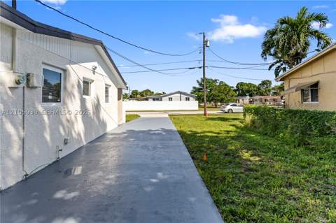 2850 NW 205th St, Miami Gardens FL - photo 11 of 29