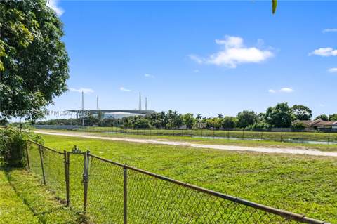 2850 NW 205th St, Miami Gardens FL - photo 12 of 29