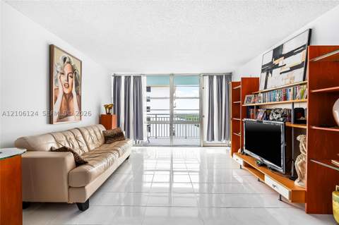 301 174th St 2208, Sunny Isles Beach FL - photo 14 of 48
