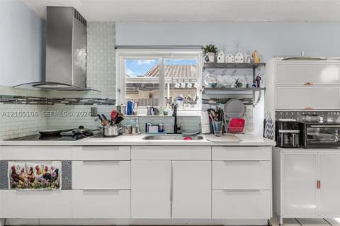 15762 SW 74th St, Miami FL - photo 10 of 30