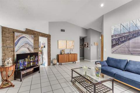 15762 SW 74th St, Miami FL - photo 7 of 30