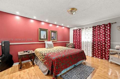2756 W 54th St, Hialeah FL - photo 12 of 39