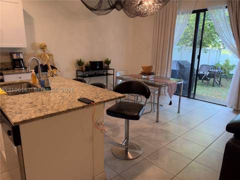 3277 W 100th Ter, Hialeah FL - photo 6 of 26