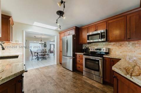 230 Miami Springs Ave, Miami Springs FL - photo 16 of 42