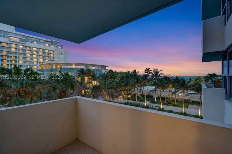 1 bedroom Condominium at 2899 Collins Ave 521, Triton Tower Condo, Miami Beach — photo 4