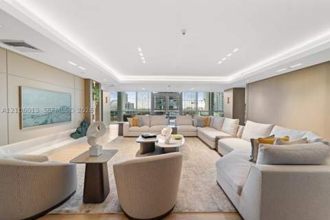 900 Biscayne Blvd 4205, Miami FL - photo 17 of 35