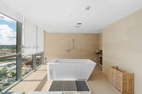 900 Biscayne Blvd 4205, Miami FL - photo 20 of 35