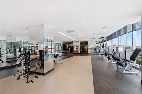 900 Biscayne Blvd 4205, Miami FL - photo 24 of 35