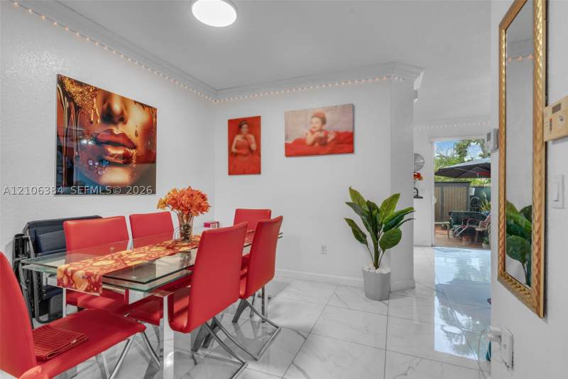 4 bedroom Townhouse at 7361 NW 174th Ter 105, Shoma Villas II At Countr, Hialeah — photo 5