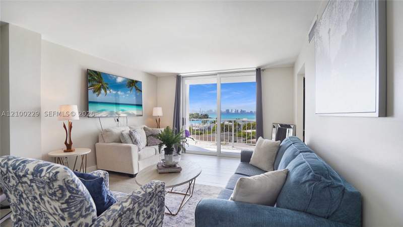 1 bedroom Condominium at 6900 Bay Dr 8K, Stanton House Condo, Miami Beach — photo 2