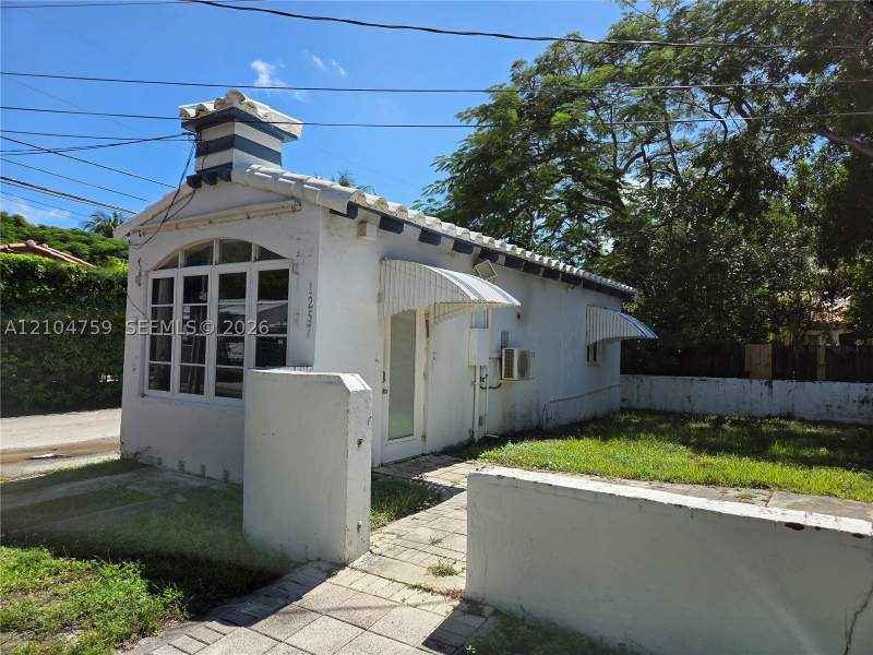 3 bedroom SingleFamilyResidence at 1257 Alton Rd, Ocean Beach Addn No 3, Miami Beach — photo 4