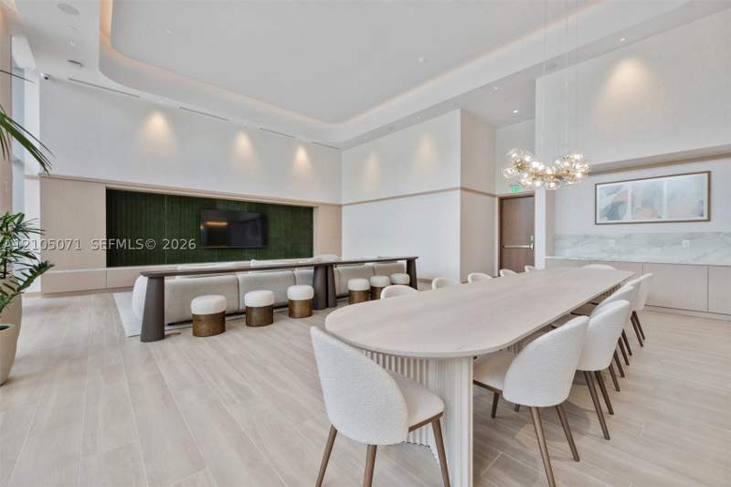 4 bedroom Condominium at 2411 Laguna Circle 3001, One Park Tower, Miami — photo 4