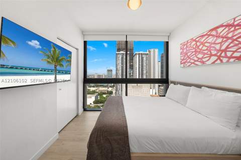 225 N Miami Ave 3001, Miami FL - photo 12 of 40