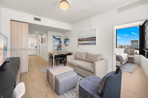 225 N Miami Ave 3001, Miami FL - photo 7 of 40