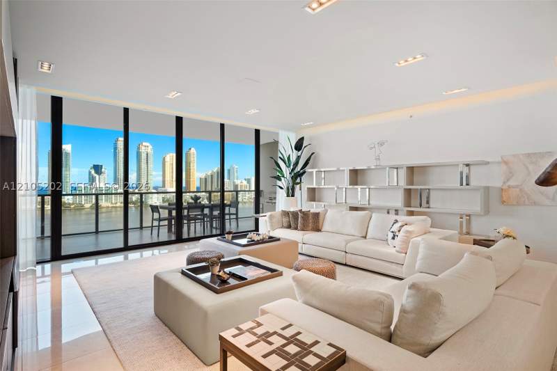 3 bedroom Condominium at 5000 Island Estates Dr 1106, Prive Condo, Aventura — photo 2